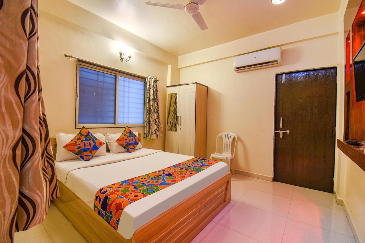 Fabexpress 4 Star Executive - Nr World Trade Center Hotell Pune Exteriör bild