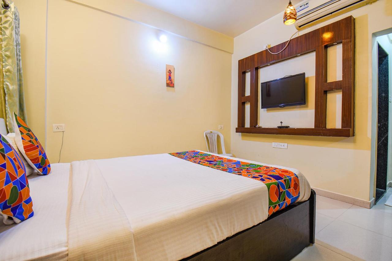 Fabexpress 4 Star Executive - Nr World Trade Center Hotell Pune Exteriör bild