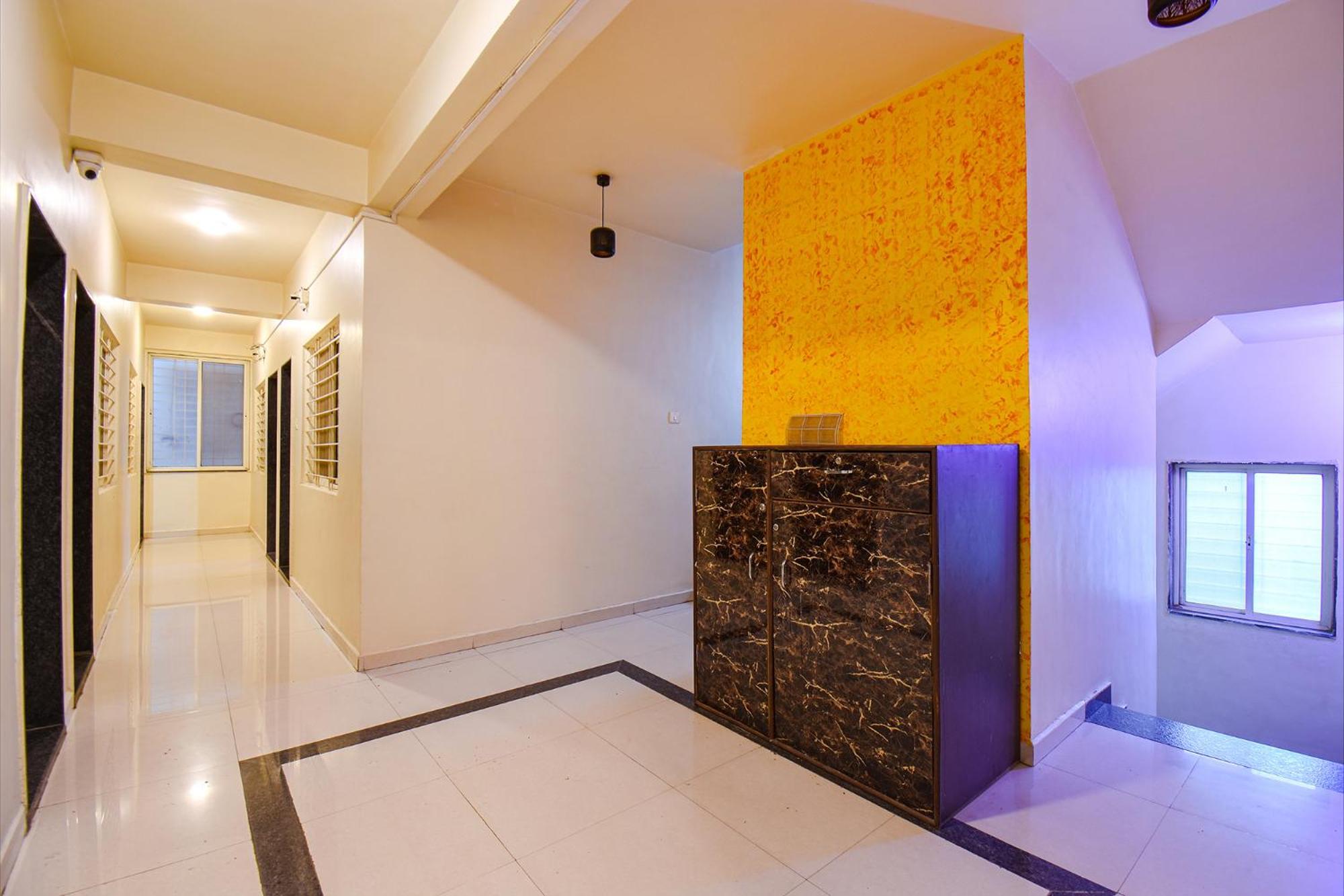 Fabexpress 4 Star Executive - Nr World Trade Center Hotell Pune Exteriör bild