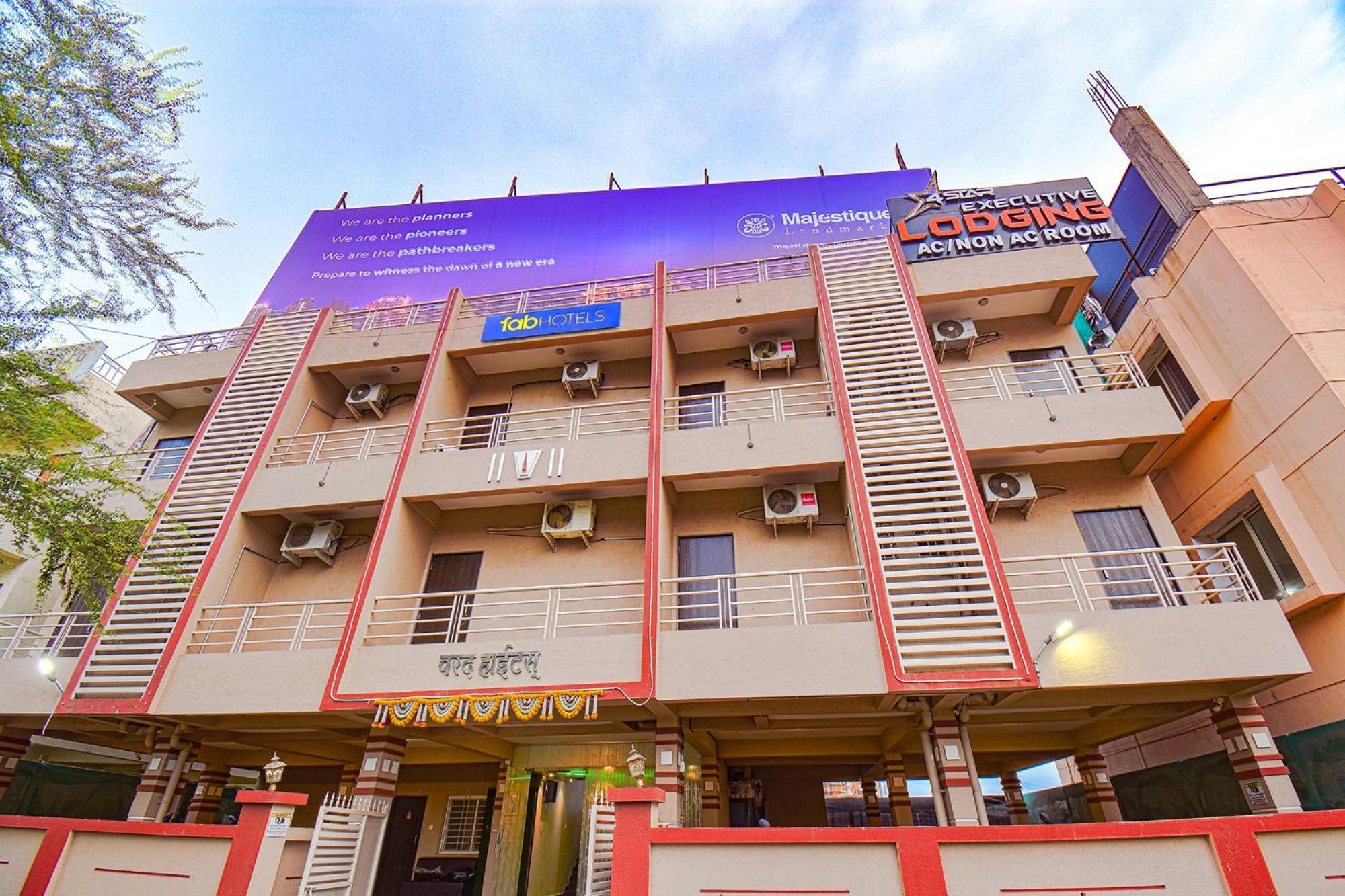 Fabexpress 4 Star Executive - Nr World Trade Center Hotell Pune Exteriör bild